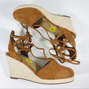 Me Too Espadrille “Becca” Platform Sandal- Size 9